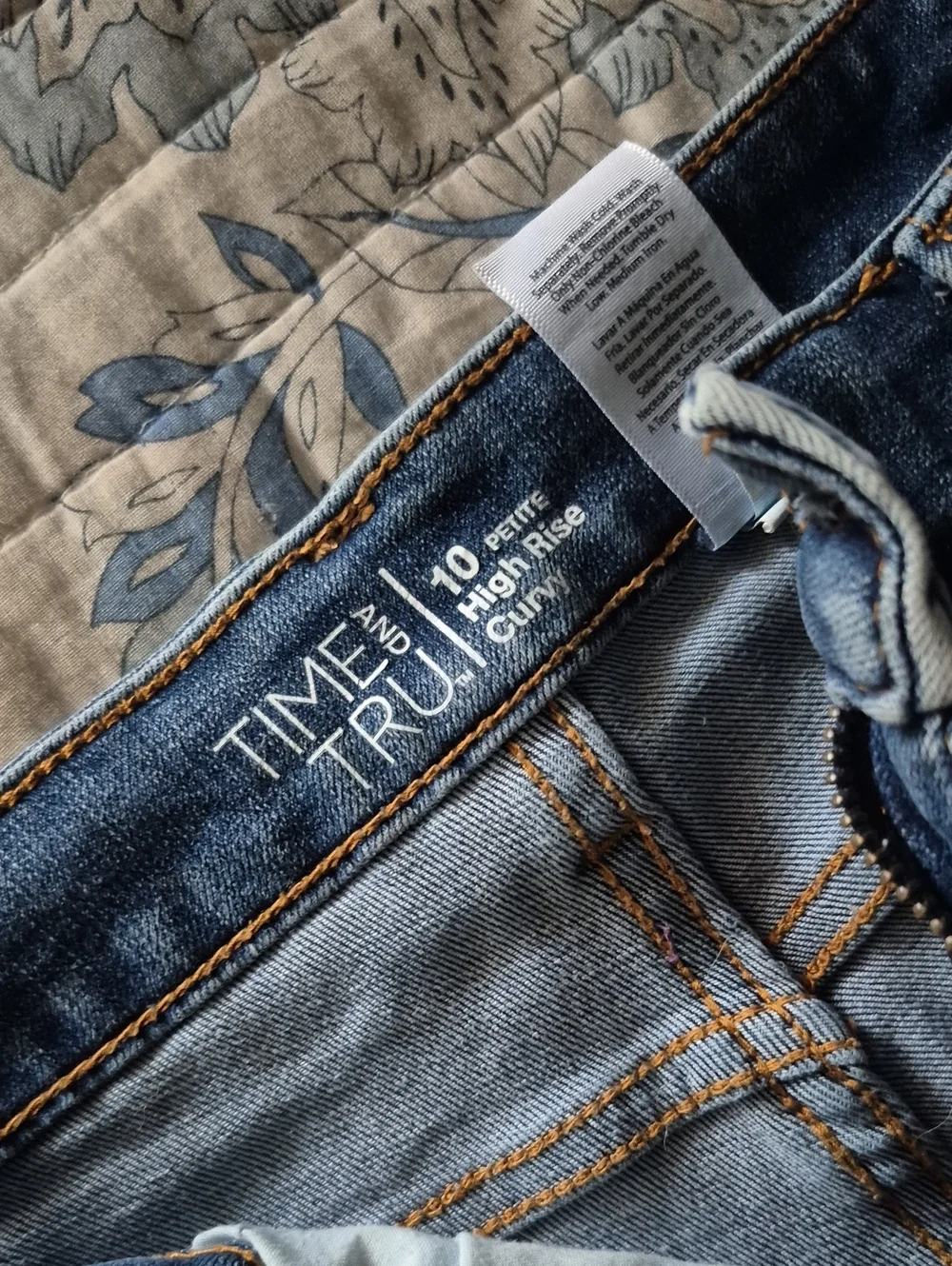 N/A casual blue